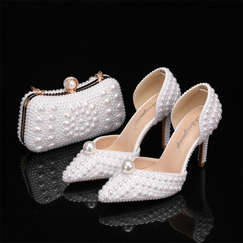 Men Shoes For Wedding - ชุดกระเป๋าและรองเท้าสำหรับผู้หญิง รองเท้าแต่งงานประดับมุก รองเท้าส้นสูงสีขาวเบจ รองเท้าออกงานหรูหราสง่างาม ดีไซน์เนอร์ รองเท้าปาร์ตี้