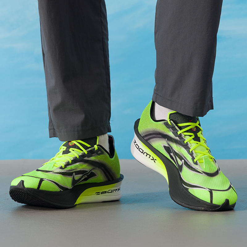 รองเท้ากีฬาผู้ชาย Nike Zoomx V - Men'S Shoes In Next บทวิจารณ์และราคา