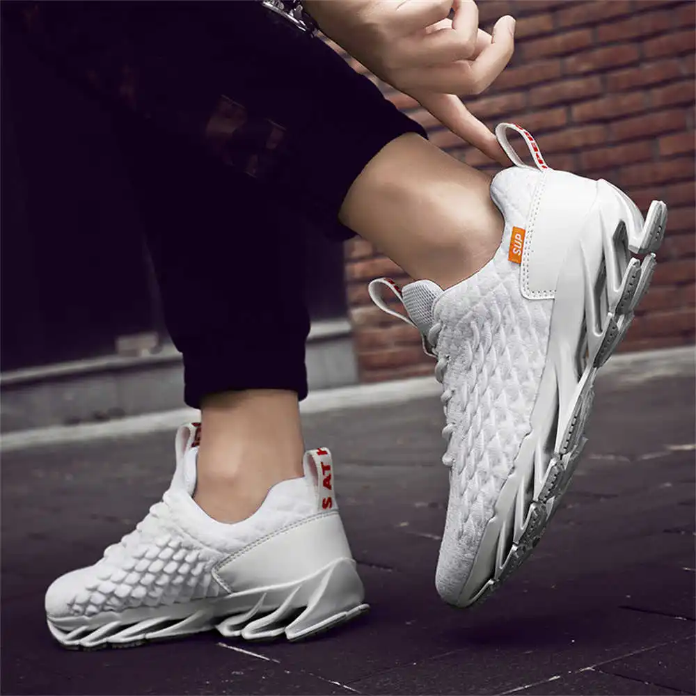 รองเท้าแตะห้องนอนเทรนเนอร์ชายร - Men Shoes Trainers บทวิจารณ์และราคา
