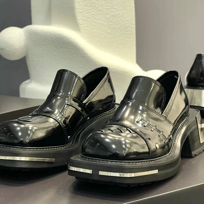 รองเท้าผ้าใบหนังแท้สไตล์เรโทรส - Men Shoes Trainers บทวิจารณ์และราคา