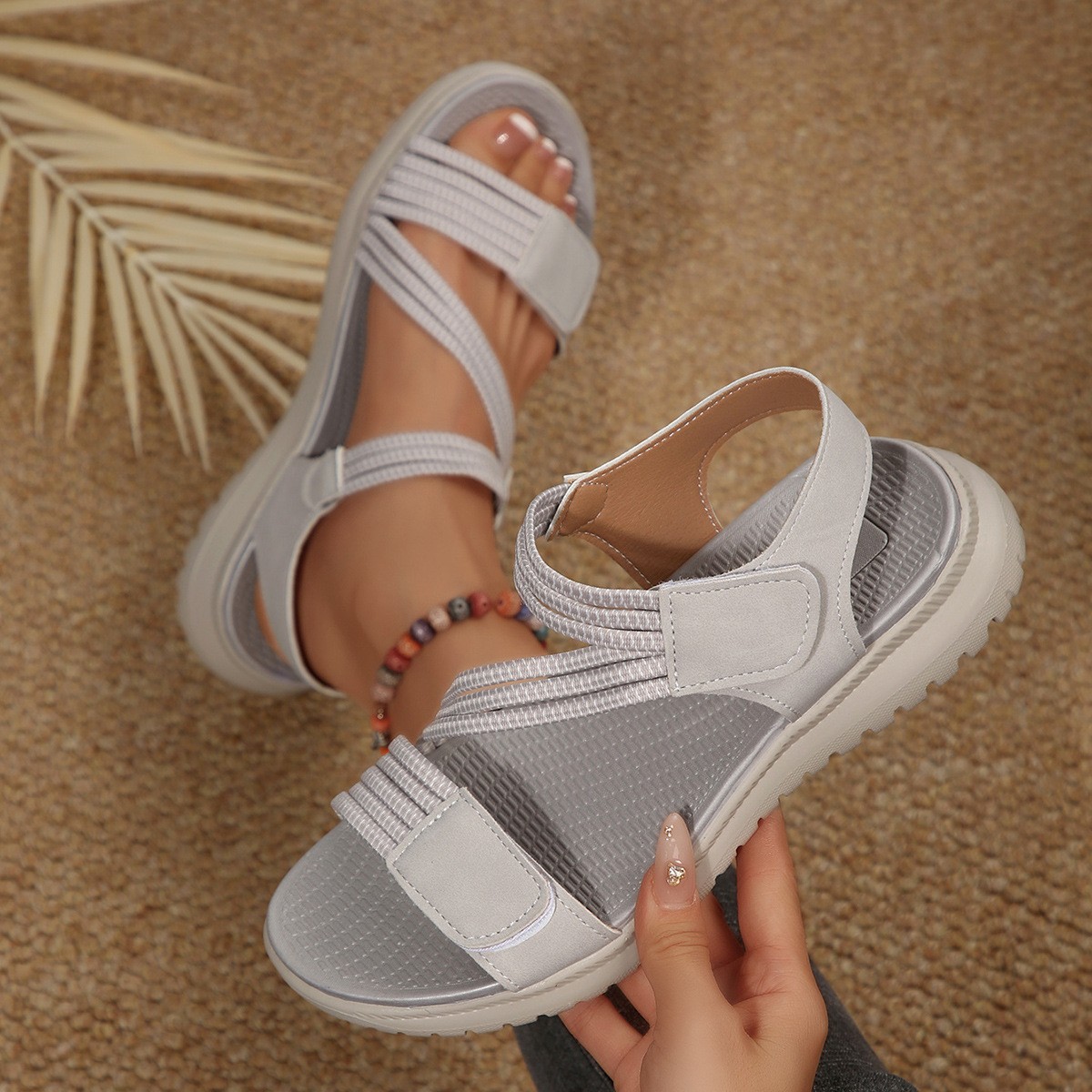 รองเท้าส้นเตารีดแบบเย็บสำหรับผ - Velcro Strap Sandal บทวิจารณ์และราคา