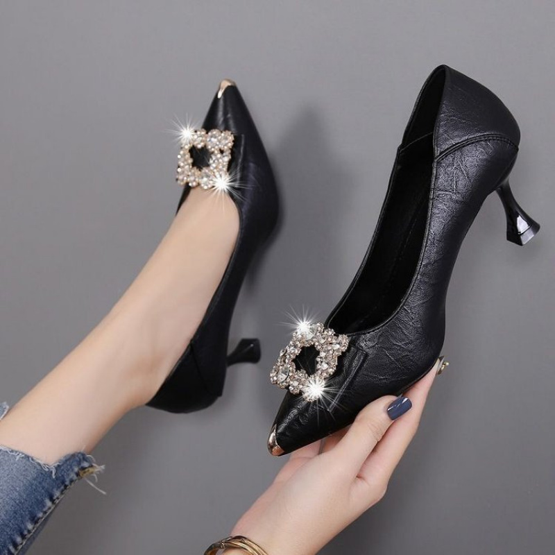 รองเท้าส้นสูงผู้หญิงแบบคลาสสิก - Men Shoes For Wedding บทวิจารณ์และราคา